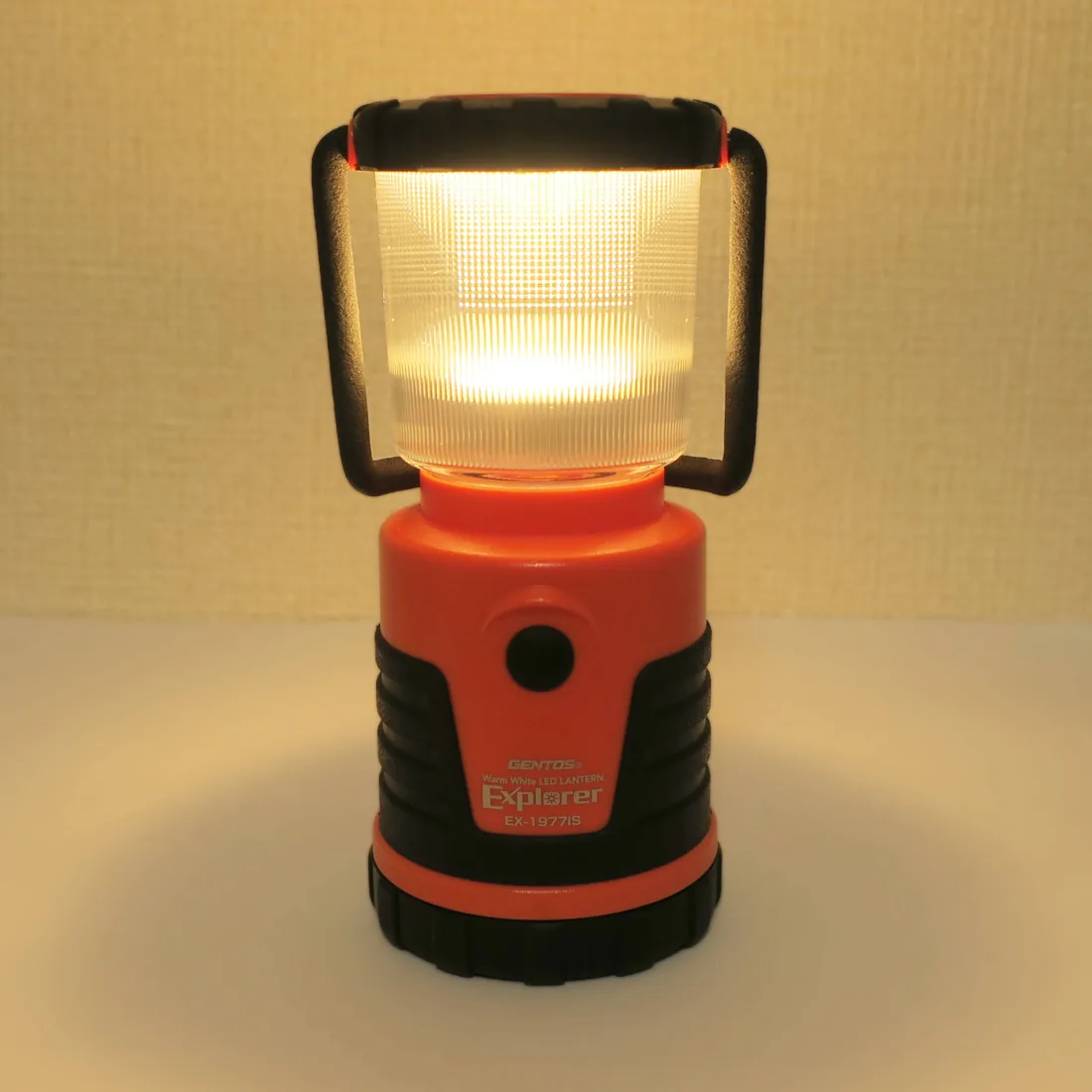 Explorer LED Lantern; Lantern shown switched on; photographed light appearance is not a performance measurement.
