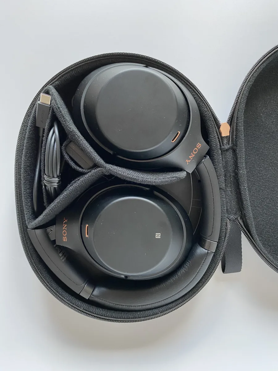 Black Sony WH-1000XM3 BM headphones